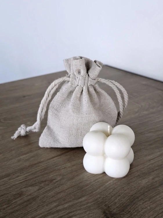 naturalny-prezent-dla-gosci-wesele-urodziny-baby-shower-recznie-robione-swiece-sojowe