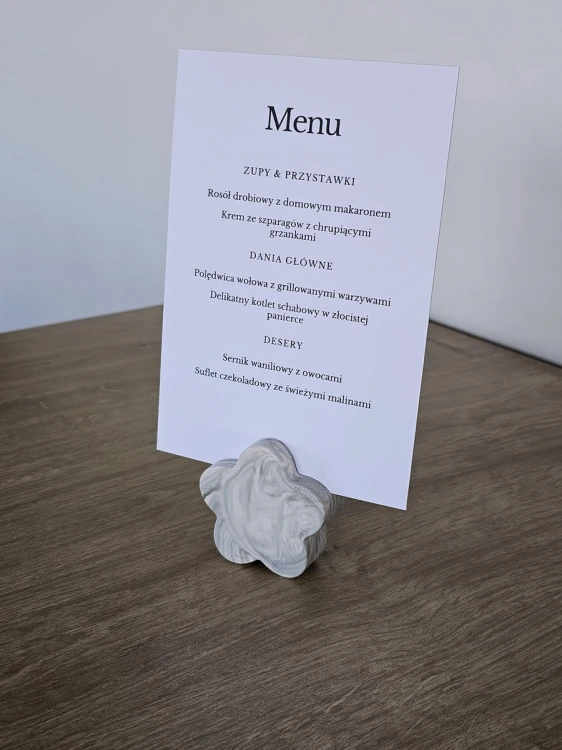 gipsowy-stojak-na-karte-menu-w-ksztalcie-kwiatu