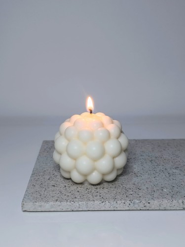 ozdobna-swieca-sojowa-kula