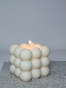 ozdobna-swieca-sojowa-bubble-recznie-robiona