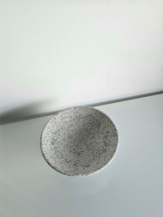 patera-granitowa-ozdobna