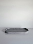 szara-recznie-wykonana-podstawka-z-gipsu