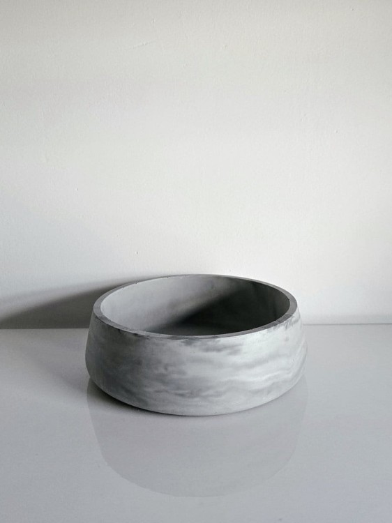 dekoracyjna-szara-duza-misa-z-gipsu