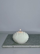 mala-swieca-sojowa-recznie-robiona-dekoracyjna-muszla