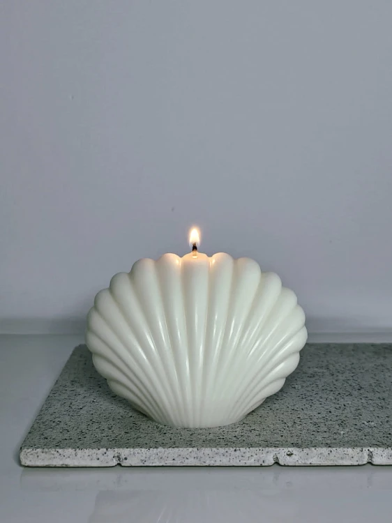 swieca-sojowa-recznie-robiona-muszla