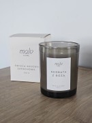 swieca-sojowa-zapachowa-herbata-z-roza-w-szkle